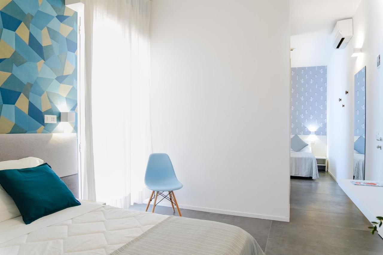 Hotel Mon Pays Римини Екстериор снимка